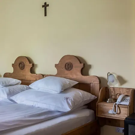 Bed & Breakfast Szent Gellert Borhaz Es Vendegfogado