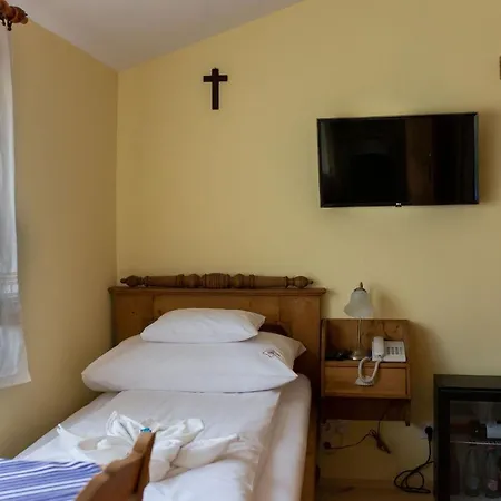 Szent Gellert Borhaz Es Vendegfogado Bed & Breakfast