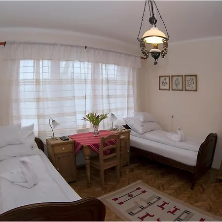 Oda ve Kahvaltı Szent Gellert Borhaz Es Vendegfogado