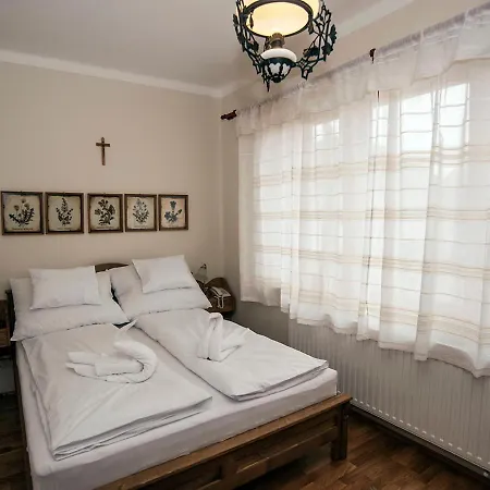 Bed & Breakfast Szent Gellért Borház és