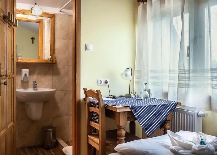 Oda ve Kahvaltı Szent Gellert Borhaz Es Vendegfogado Makó