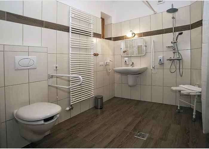 Szent Gellert Borhaz Es Vendegfogado 4* Makó